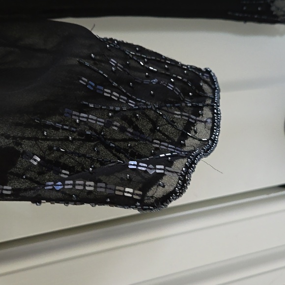 BKE Boutique sheer shrug/ jacket - Picture 2 of 5